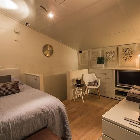 Sleep At Slim Amsterdam Bed & Breakfast Ngoại thất bức ảnh